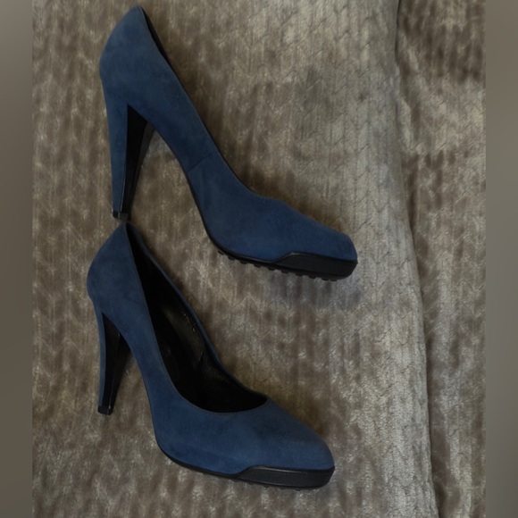 Tod's Pump Blue Suede Pointed Toe Size 36.5 Covered Platform Heel - Picture 2 of 9